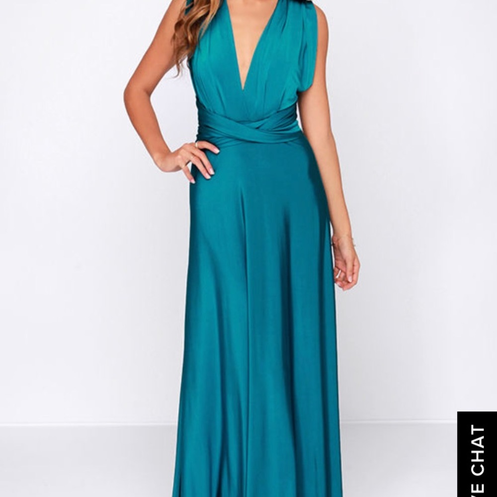 ❣️1 BRAND NEW❣️ Lulu’s convertible maxi dress!